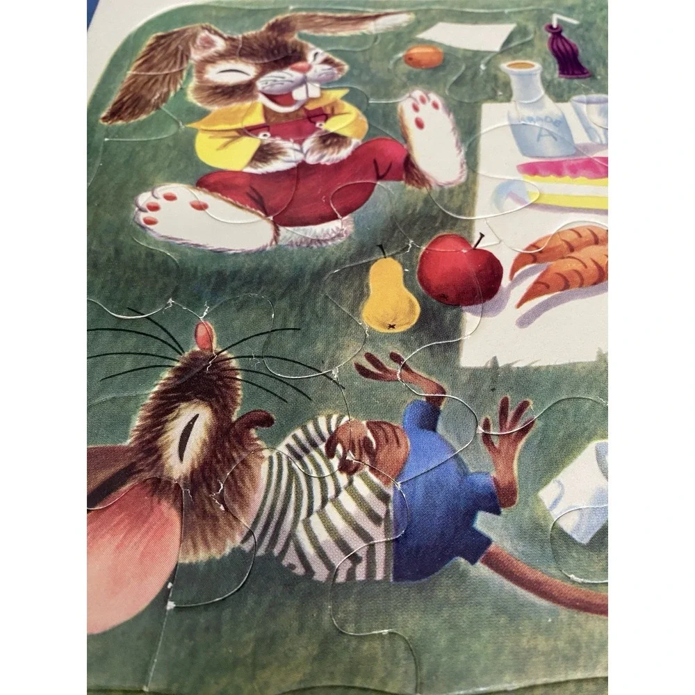 VTG Golden Press Playskool Bunny & Mouse Picnic Cardboard Frame Tray 80-8C - Picture 6 of 6